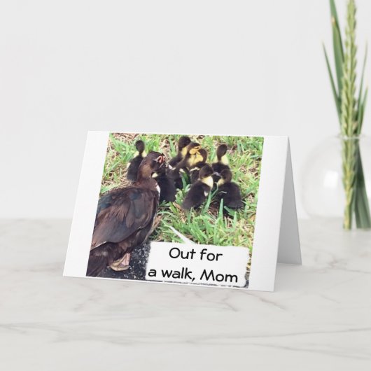 アヒルの母の家族は一緒に言う – ハッピーバースデー カード (正面)