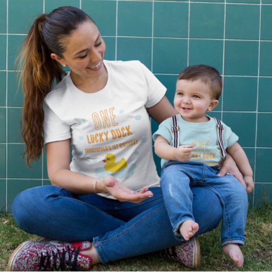 アヒルの1歳の誕生日 Tシャツ