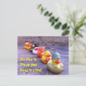 アヒルを列はがきに並べる時間だ ポストカード (スタンド正面)