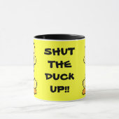 アヒルを締めて下さい! アヒルの信号器の陶磁器のマグを黄色にして下さい マグカップ (中央)