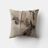 アヒルオンザウォーターアー日本のト水鳥 クッション (裏面)