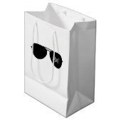 アビエータサングラスパイロットイニシャル飛行機飛んでいる ミディアムペーパーバッグ (正面アングル)