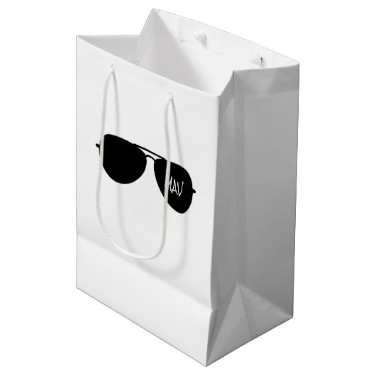 アビエータサングラスパイロットイニシャル飛行機飛んでいる ミディアムペーパーバッグ (正面アングル)