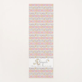 アビゲイルの名前はピンク色のヨガマットを意味する ヨガマット