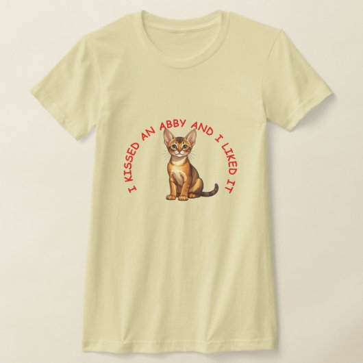 アビシニアン猫にキスした Tシャツ (レイダウン)