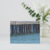 アビラビーチ...カリフォルニアの海岸の美しい町 ポストカード (スタンド正面)