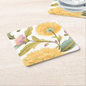 アビーフローラタイル – 黄色の花 スクエアペーパーコースター (アングル)