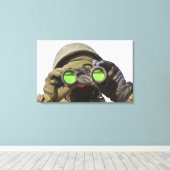 アフガニスタンの兵士が地平線を走査する キャンバスプリント (インサイチュ (ウッドフロア))