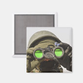 アフガニスタンの兵士が地平線を走査する マグネット (正面/裏面)