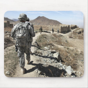 アフガニスタンの国民の軍隊および米国の兵士 マウスパッド