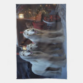 アフガンハウンドスノウイそりに乗るクリスマスデコール キッチンタオル (縦)