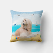 アフガンハウンドドグオンビーチ クッション (裏面)