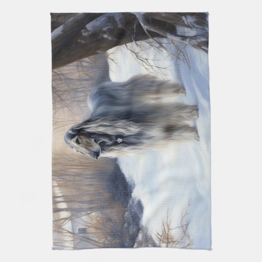 アフガン・ハウンドが雪のクリスマスを過ごした キッチンタオル (縦)