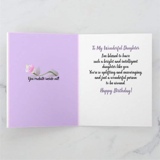 アフスタイリッシュリカ系アメリカ人の娘とケーキ誕生日 カード (内部)