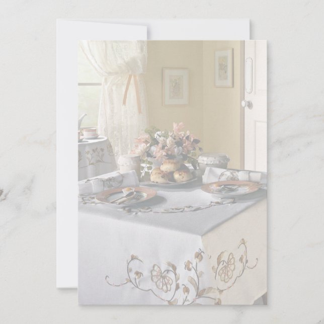 アフタヌーンティーの設定 (正面)