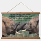 アフリカで一緒にゾウ 吊り下げ型タペストリー (正面)