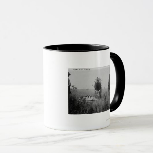 アフリカで先住民に殺されたゼブラ写真 マグカップ (正面右)