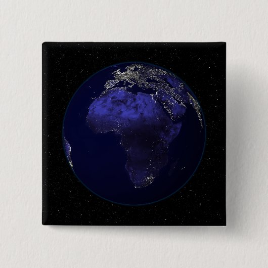 アフリカとヨーロッパを示す夜の完全な地球 缶バッジ (正面)