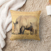 アフリカのかわいいサイ クッション (ブランケット)