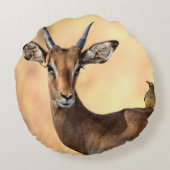 アフリカのインパラとオキペッカーの鳥 ラウンドクッション (裏面)