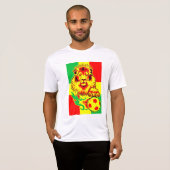 アフリカのサッカーのライオン Tシャツ (正面フル)