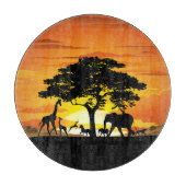 アフリカのサバンナに生息する野生動物の夕日 カッティングボード (正面)