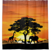 アフリカのサバンナに生息する野生動物の夕日 シャワーカーテン (正面)