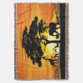 アフリカのサバンナに生息する野生動物の夕日 スローブランケット (正面縦)