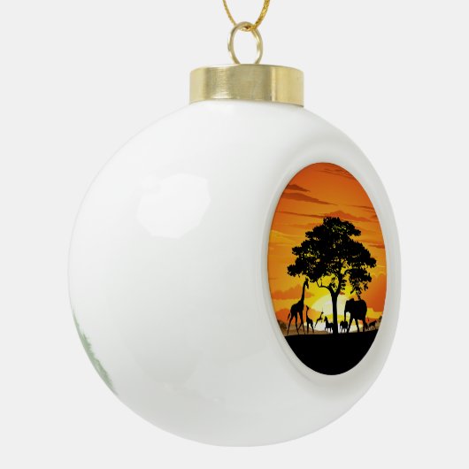 アフリカのサバンナに生息する野生動物の夕日 セラミックボールオーナメント (左)