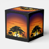 アフリカのサバンナに生息する野生動物の夕日 フェイバーボックス (裏面サイド)