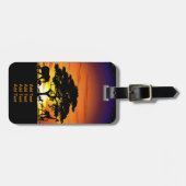 アフリカのサバンナに生息する野生動物の夕日 ラゲッジタグ (正面横)