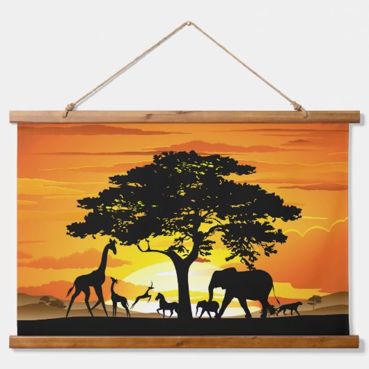 アフリカのサバンナに生息する野生動物の夕日 吊り下げ型タペストリー (正面)