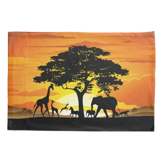 アフリカのサバンナに生息する野生動物の夕日 枕カバー (裏面)