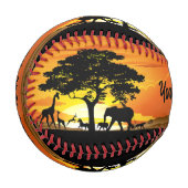 アフリカのサバンナに生息する野生動物の夕日 野球ボール (正面左)
