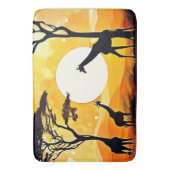 アフリカのサバンナのサンセットキリンのシーン バスマット (正面縦)