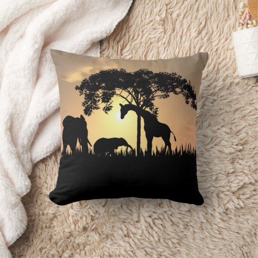 アフリカのサファリのシルエットの枕 クッション (ブランケット)