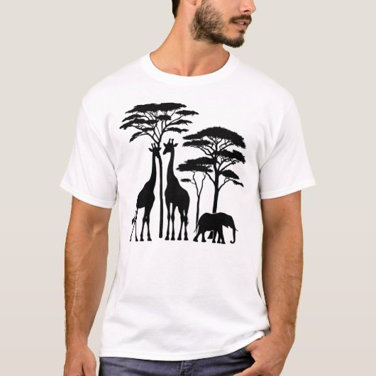 アフリカのサファリシルエット – Giraffes, Elephant, an Tシャツ (正面)