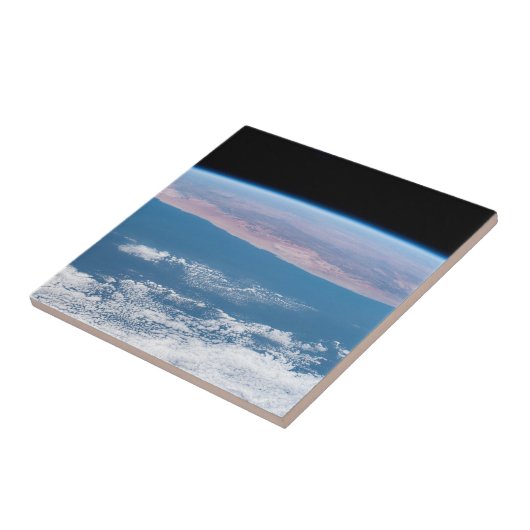 アフリカの南西部の海岸を見渡す。 タイル (側面)