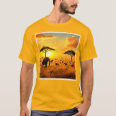 アフリカの夕焼けサファリの壮大なデザイン Tシャツ (正面)
