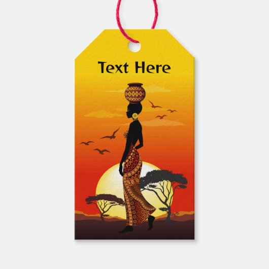 アフリカの太陽に輝くアフリカの美しい女性のシルエット ギフトタグ (正面)