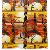 アフリカの太陽に輝くアフリカの美しい女性のシルエット シャワーカーテン (正面)