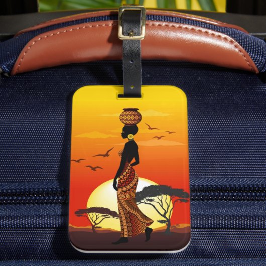 アフリカの太陽に輝くアフリカの美しい女性のシルエット ラゲッジタグ (正面インサイチュ2)