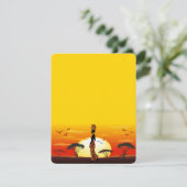 アフリカの太陽に輝くアフリカの美しい女性のシルエット 出欠カード (スタンド正面)