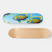アフリカの孔雀のシクリッド魚のスケートボード スケートボード (横)