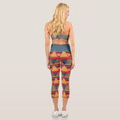 アフリカの平カラフル三角形パターン カプリレギンス (裏面)