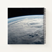 アフリカの海岸上空の熱帯低気圧台。 ノートブック (裏面)