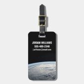 アフリカの海岸上空の熱帯低気圧台。 ラゲッジタグ (正面縦)