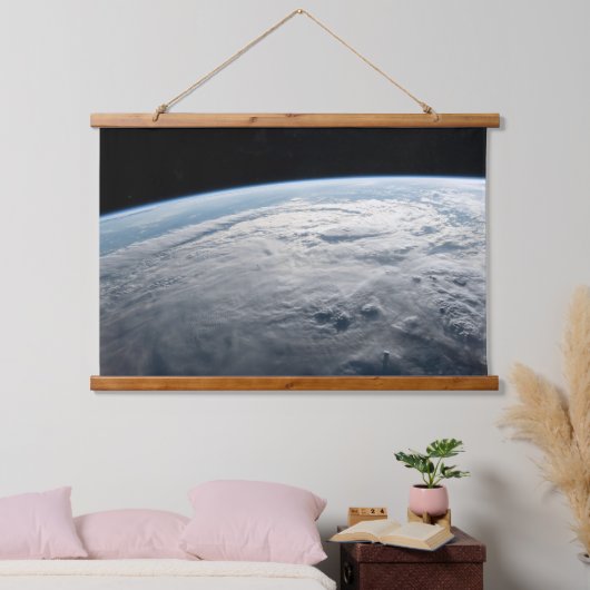 アフリカの海岸上空の熱帯低気圧台。 吊り下げ型タペストリー (寝室)