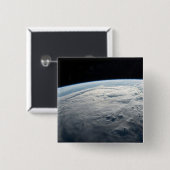 アフリカの海岸上空の熱帯低気圧台。 缶バッジ (正面&裏面)