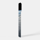 アフリカの海岸上空の熱帯低気圧台。 iPhone 15ケース (右側面)